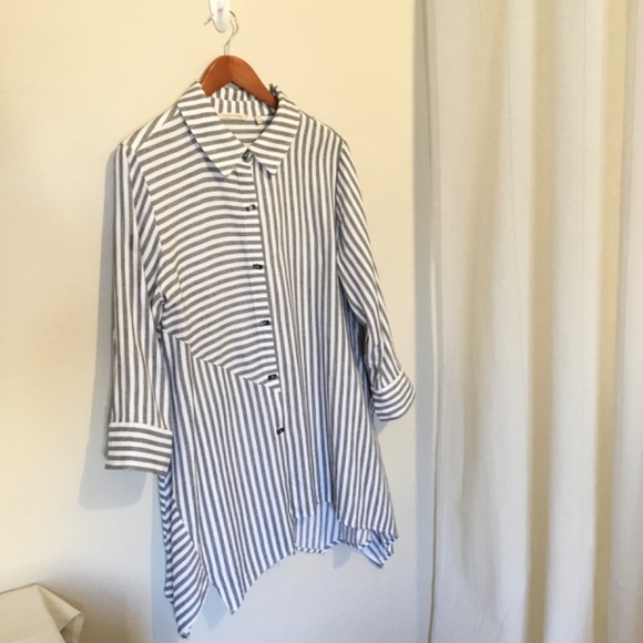 Soft Surroundings Tunic Shirt Button Down Size Large - Picture 2 of 9